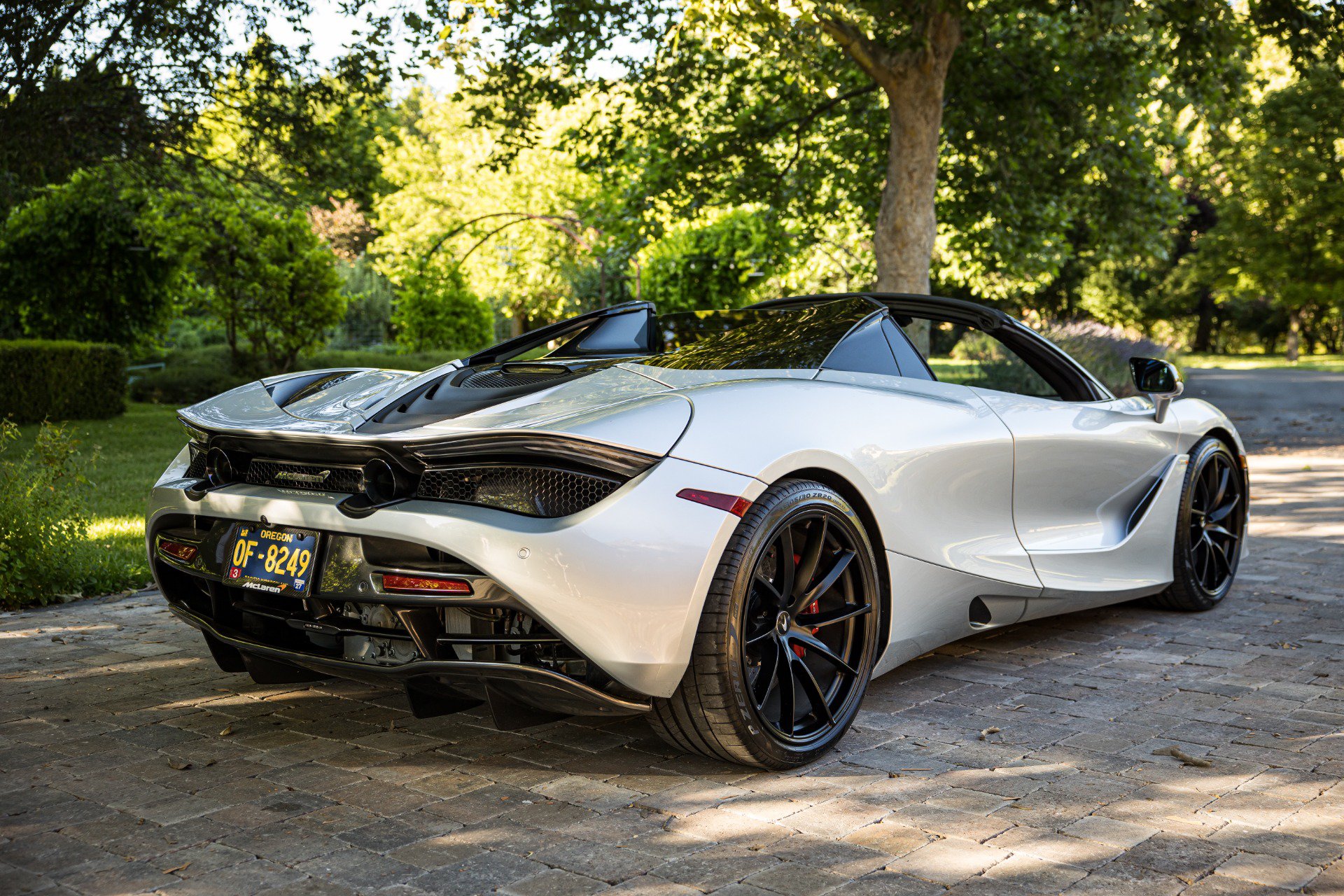 Used 2021 McLaren 720S Performance RWD image 10