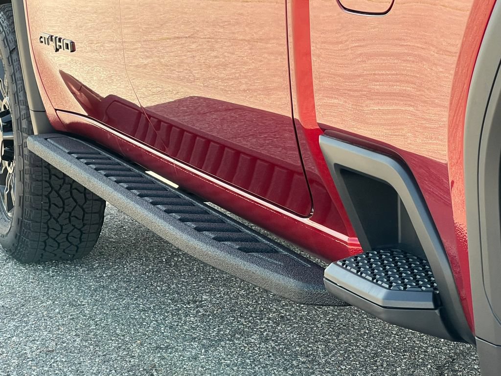 New 2026 GMC Sierra 2500 AT4 w/ AT4 Premium Plus Package AWD/4WD image 13