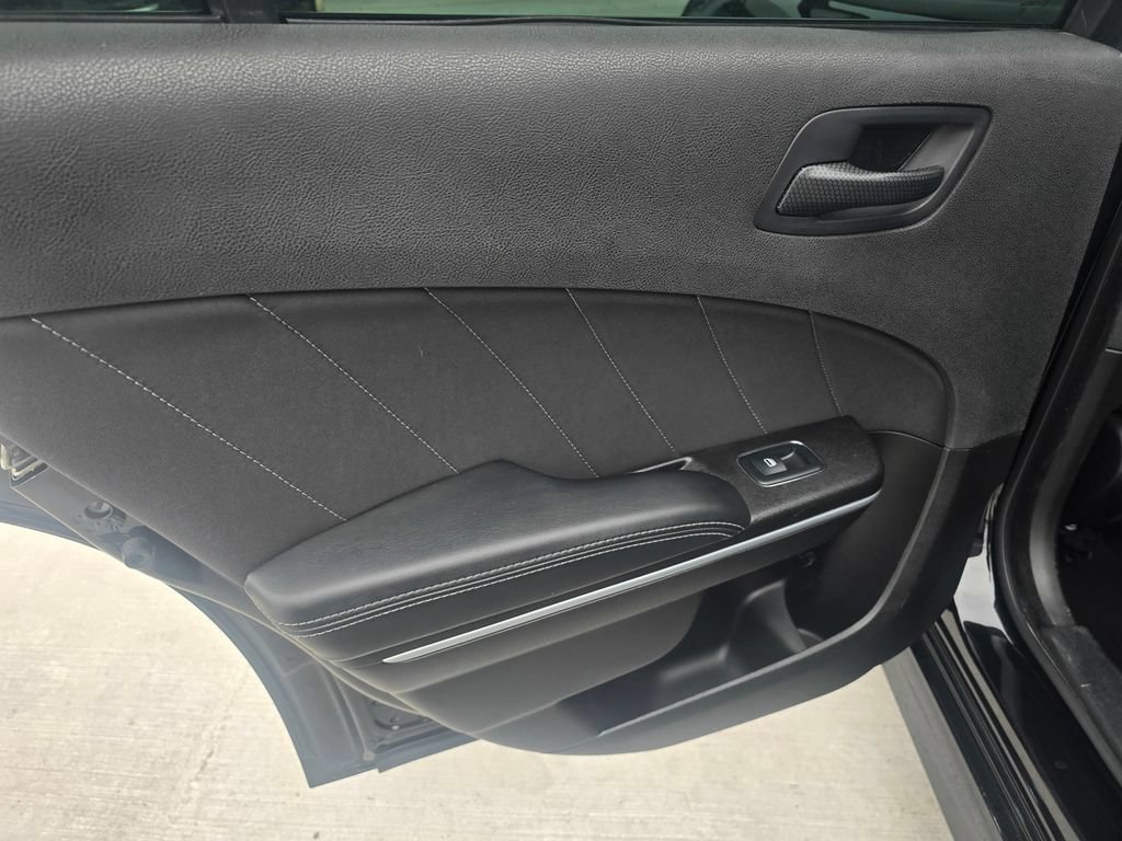 Used 2023 Dodge Charger Scat Pack w/ Technology Group RWD image 15