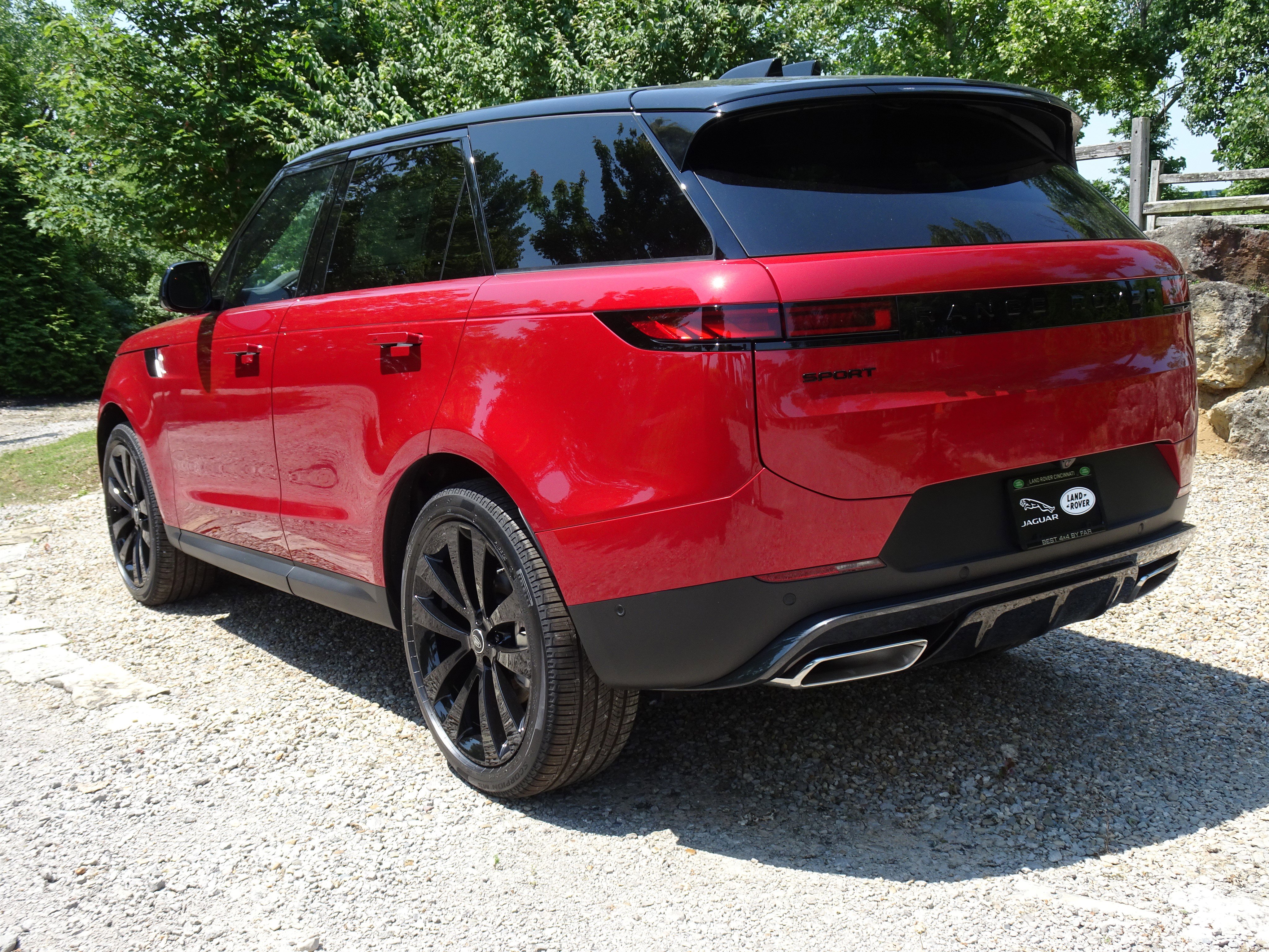 New 2025 Land Rover Range Rover Sport SE AWD/4WD image 7