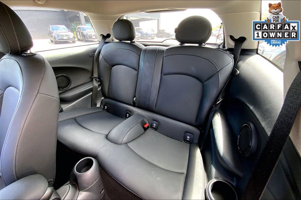 Certified 2024 MINI Cooper 2-Door Hardtop FWD image 26