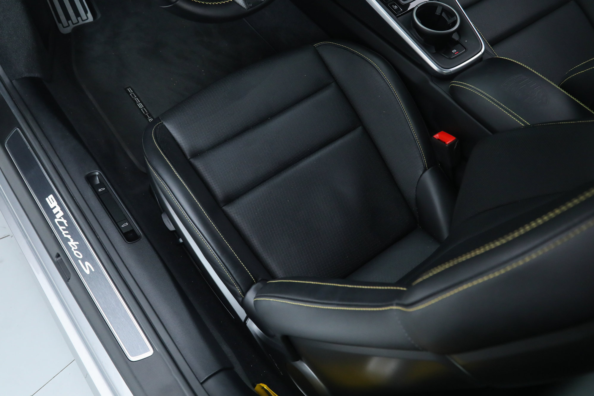 Used 2024 Porsche 911 Turbo S AWD/4WD image 24