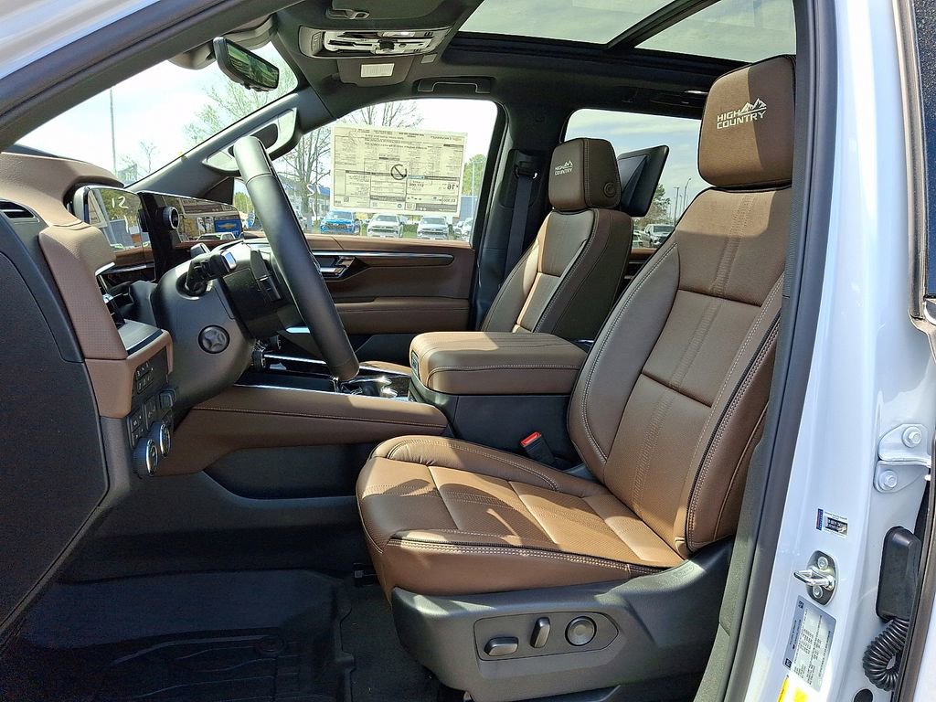New 2026 Chevrolet Suburban High Country image 9