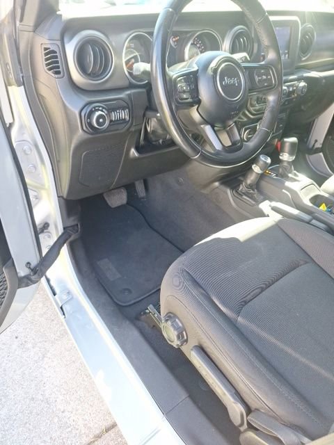 Used 2022 Jeep Wrangler Unlimited Sport image 16