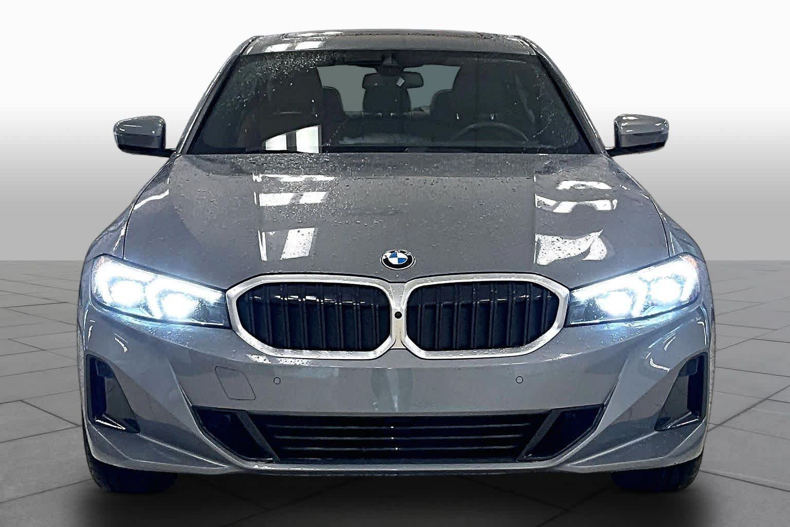 Used 2024 BMW 330i xDrive Sedan AWD/4WD image 3