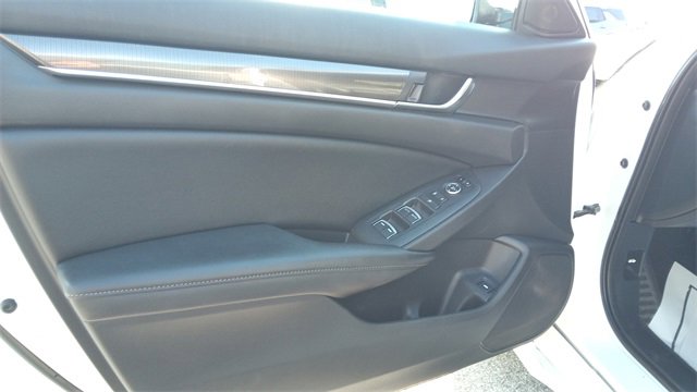 Used 2020 Honda Accord Sport image 12