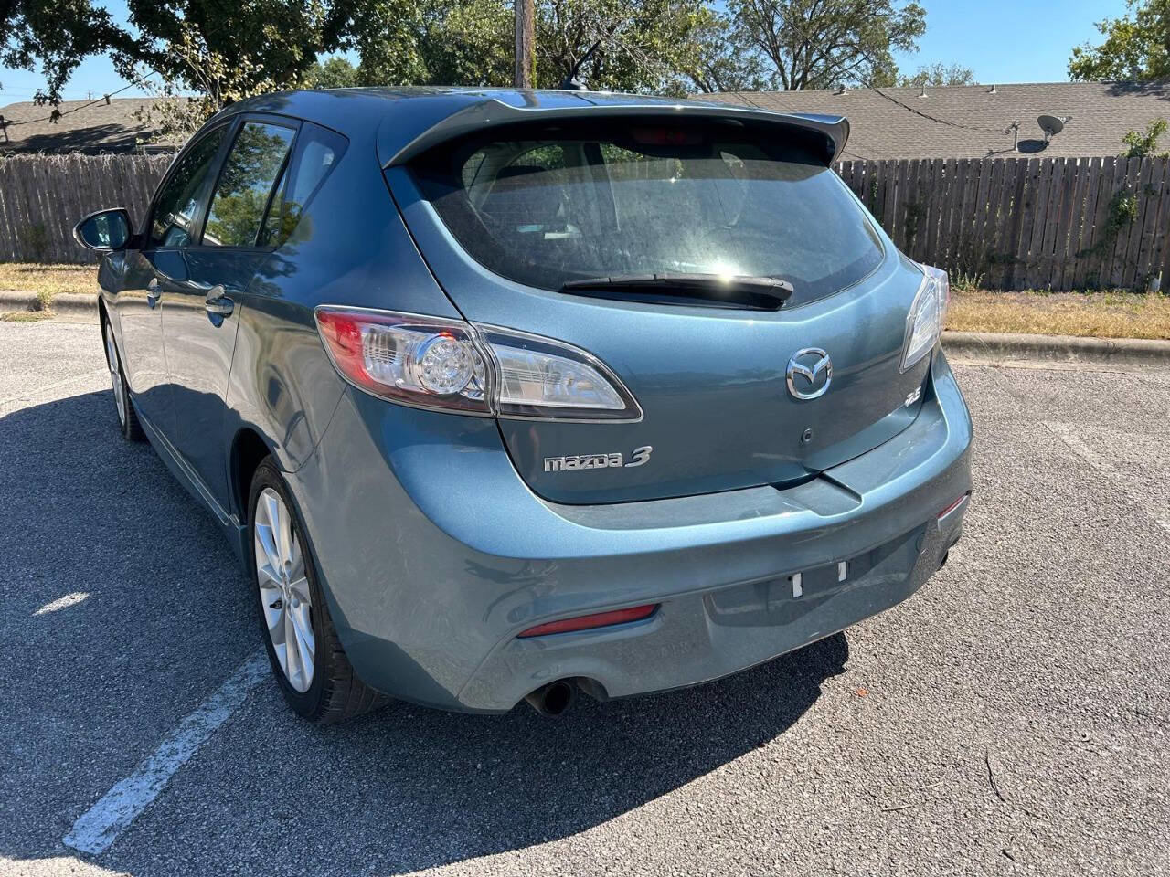 Used 2010 MAZDA MAZDA3 s Grand Touring image 6