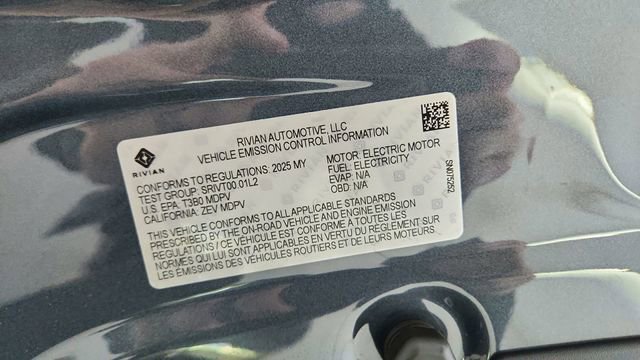 Used 2025 Rivian R1S Adventure image 64