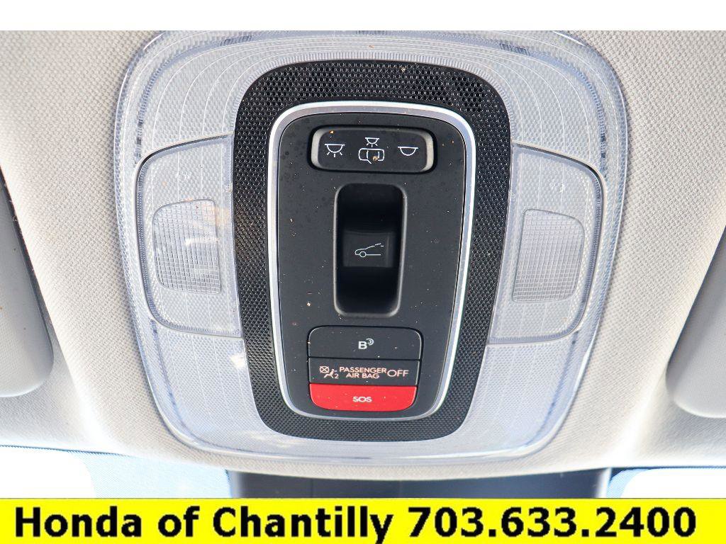 Used 2023 Hyundai Elantra Limited w/ Cargo Package image 19
