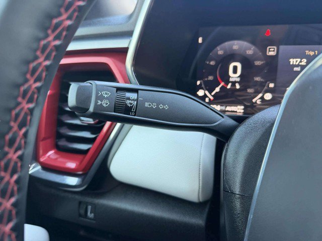 Used 2024 GMC Canyon AT4X image 25