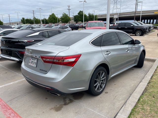Used 2016 Toyota Avalon Touring image 3