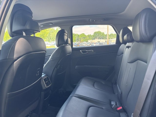 Used 2023 Kia Sportage EX w/ EX Premium Package image 18