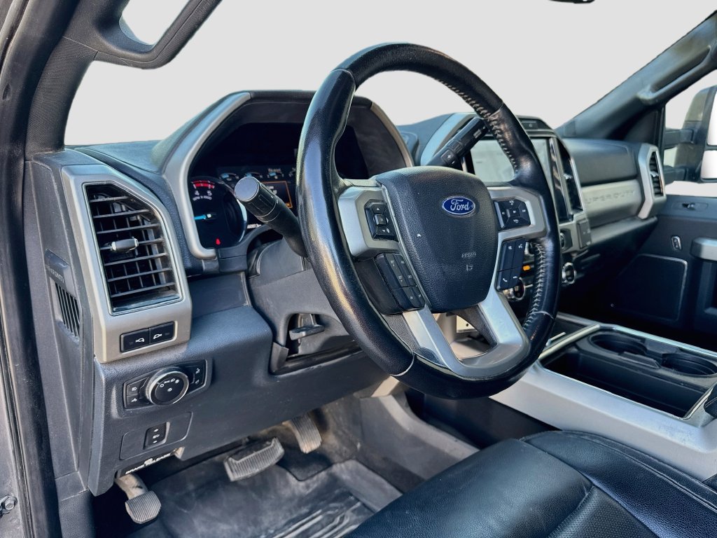 Used 2022 Ford F350 Lariat w/ Lariat Value Package AWD/4WD image 11
