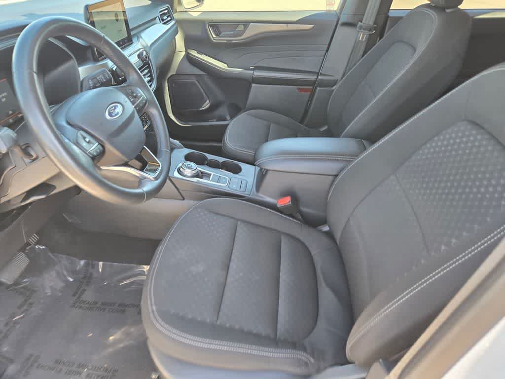 Used 2024 Ford Escape Active FWD image 17
