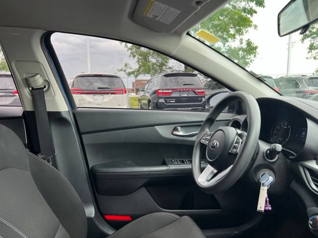 Used 2021 Kia Forte LXS FWD image 30