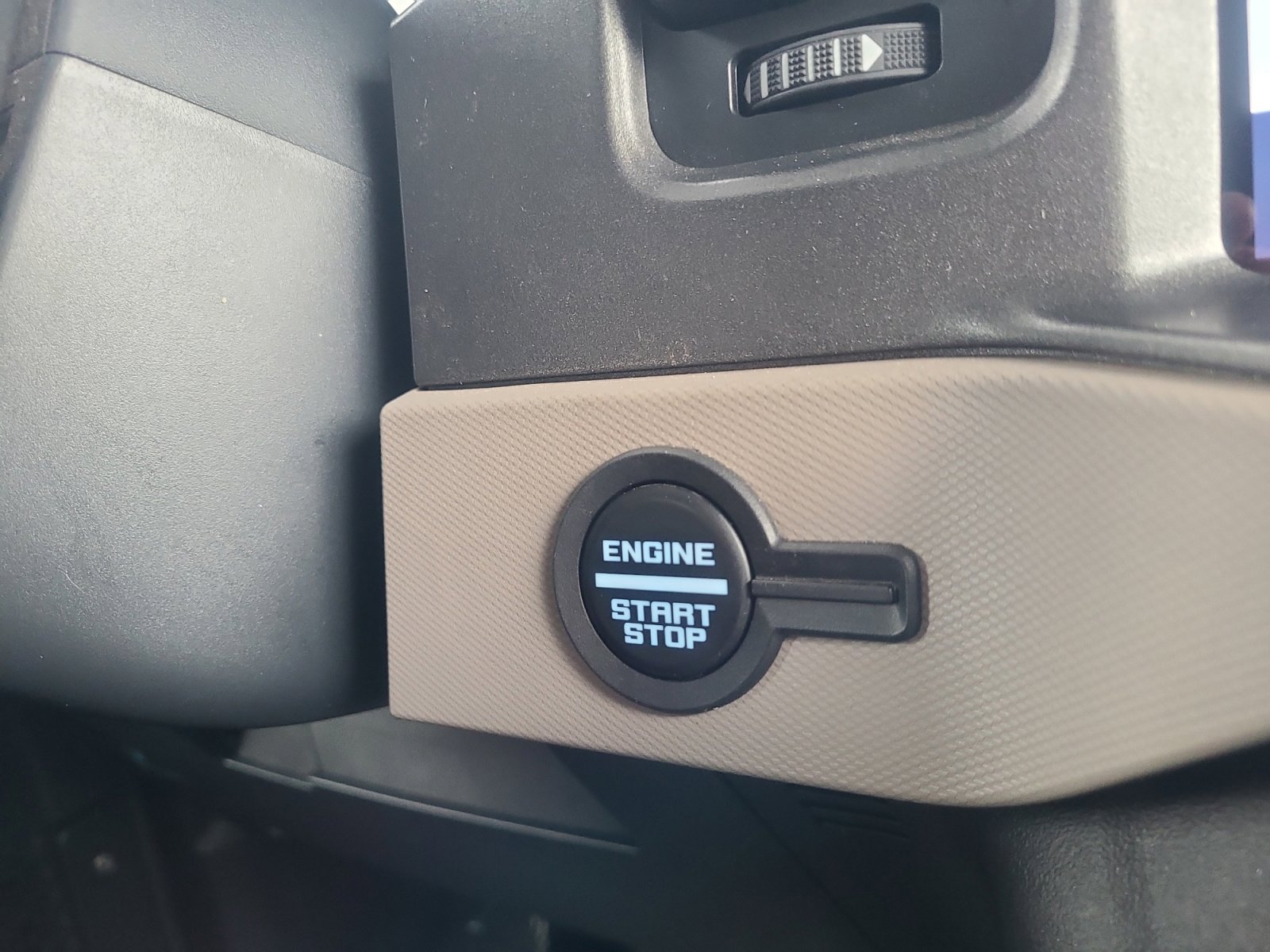 Used 2024 Ford Bronco Wildtrak AWD/4WD image 30