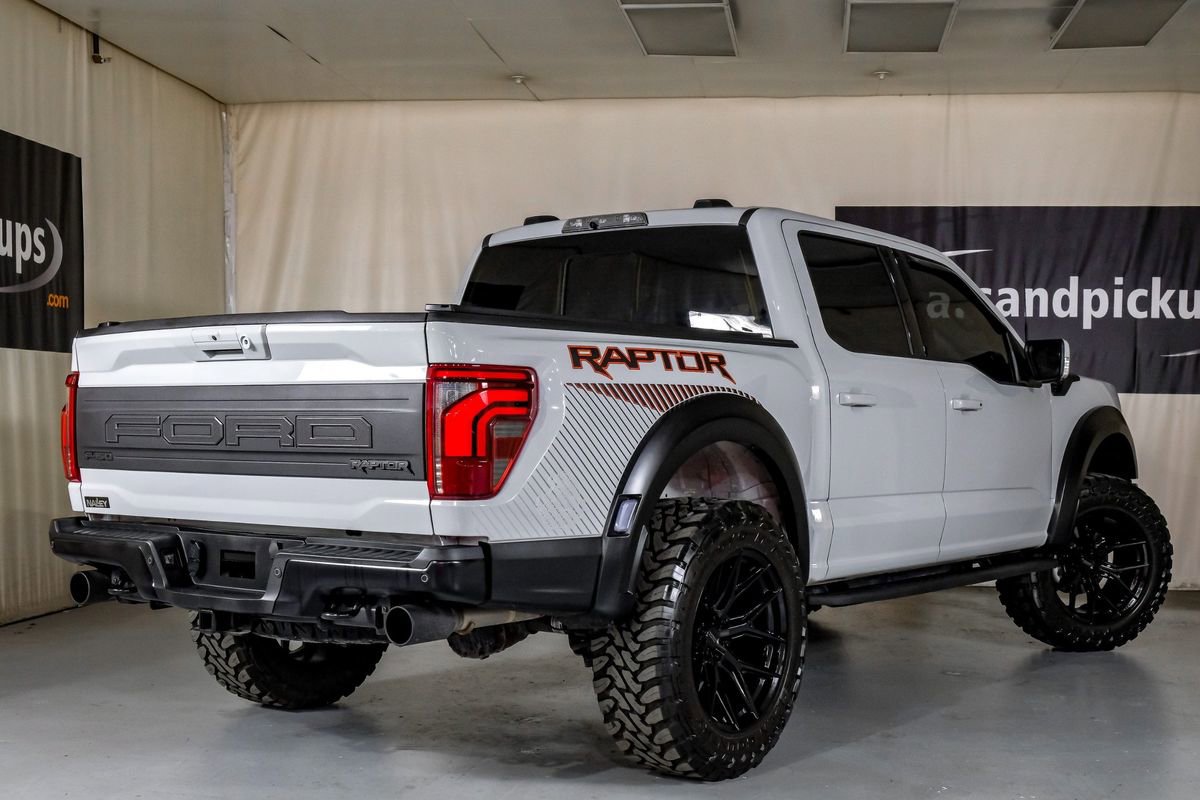 Used 2024 Ford F150 Raptor image 8