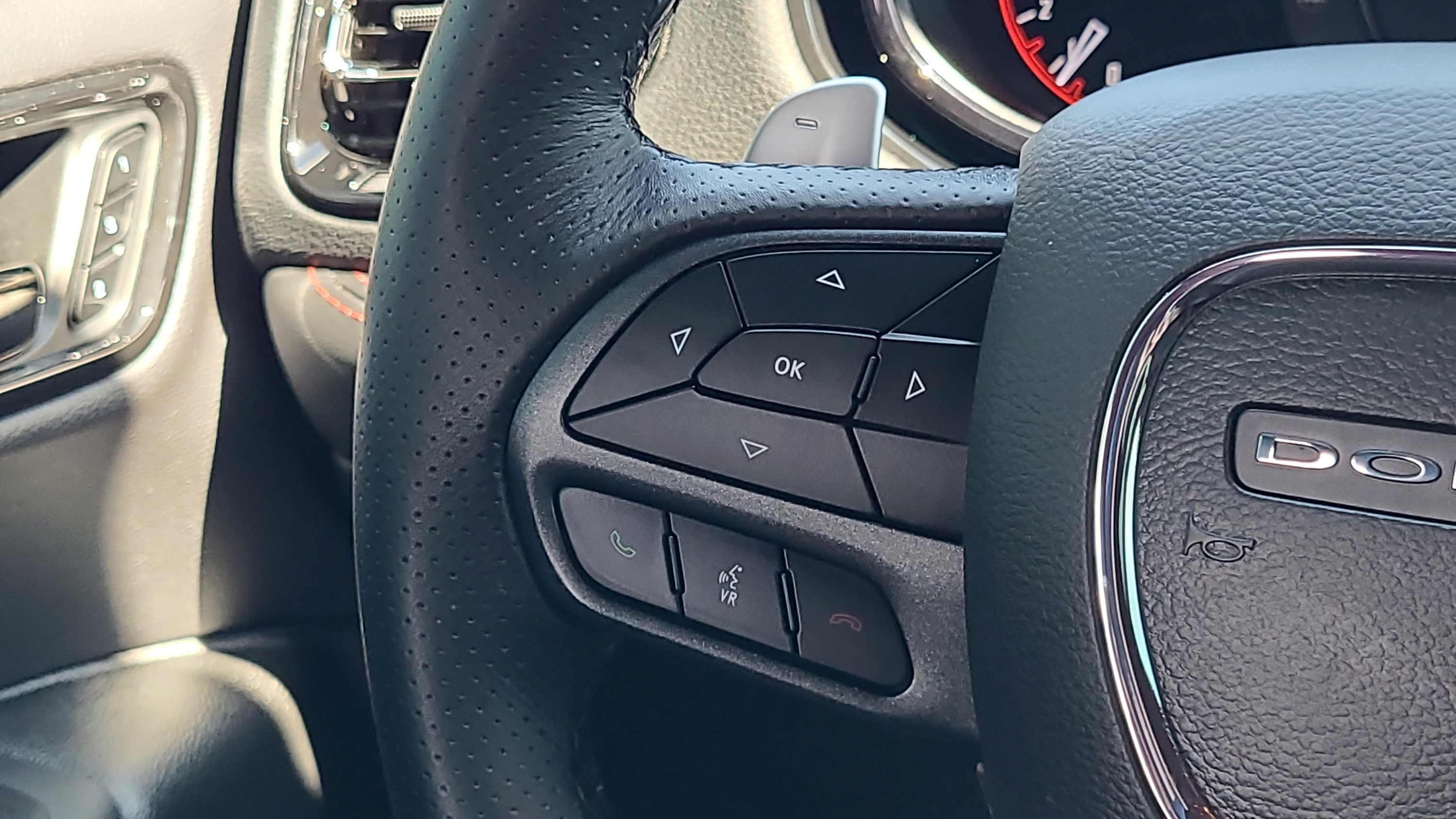Used 2025 Dodge Durango R/T AWD/4WD image 14