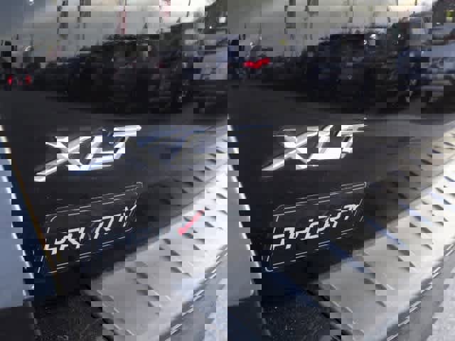 Certified 2022 Ford Explorer XLT image 44