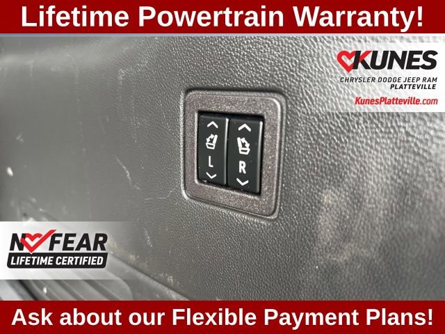 Used 2022 Chevrolet Traverse High Country image 16