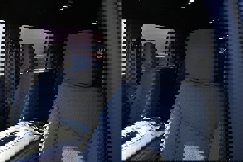 Used 2022 GMC Yukon SLE image 20