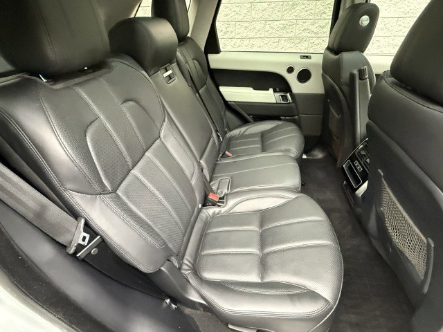 Used 2016 Land Rover Range Rover Sport HSE AWD/4WD image 28