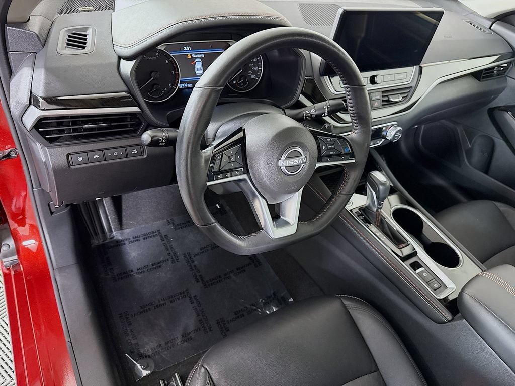 Used 2024 Nissan Altima 2.0 SR FWD image 21