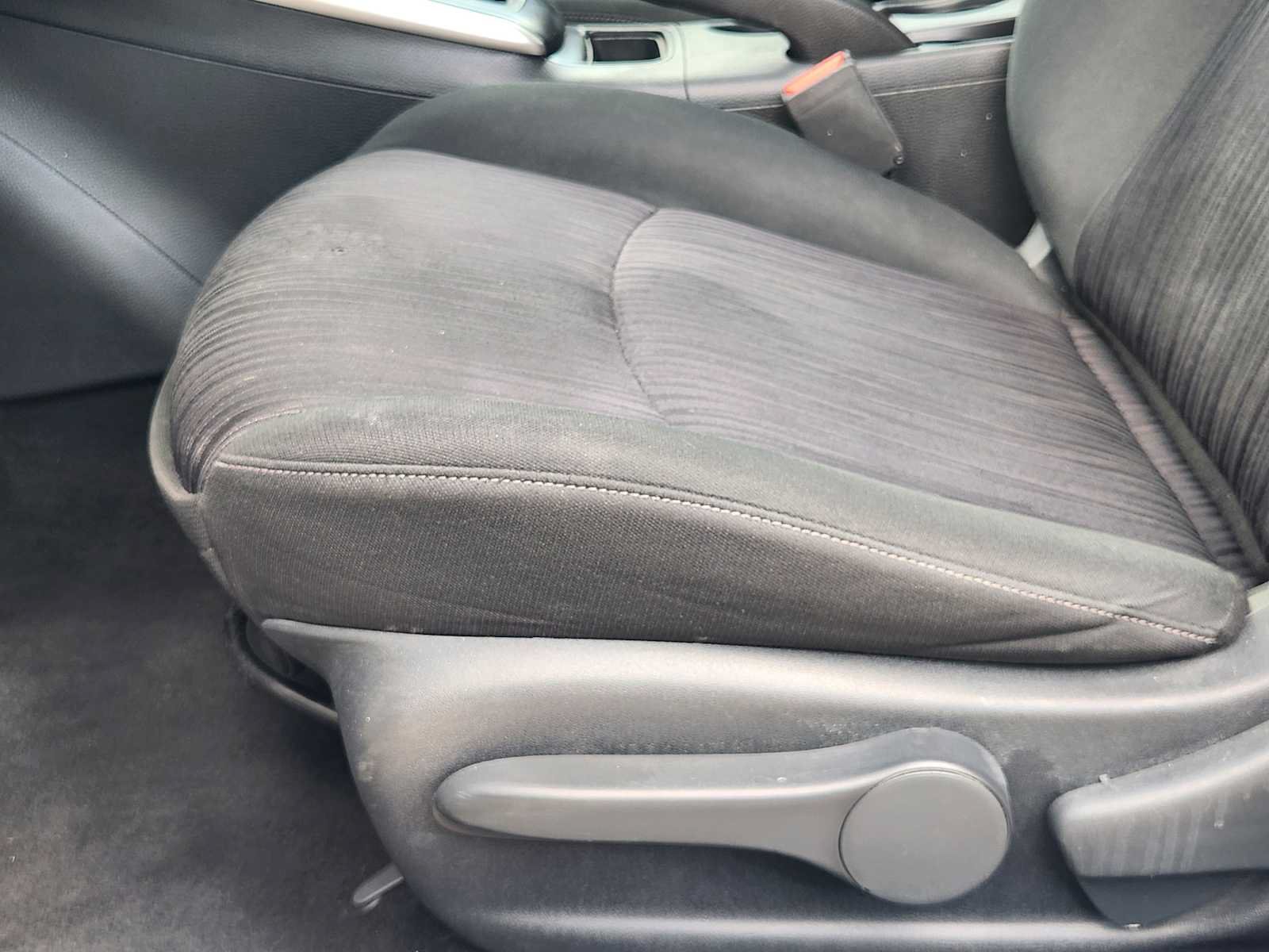 Used 2019 Nissan Sentra SV w/ Exterior Package FWD image 23