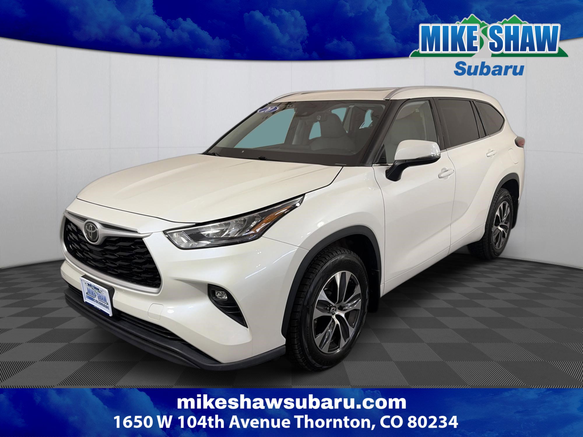 Used 2020 Toyota Highlander XLE image 1