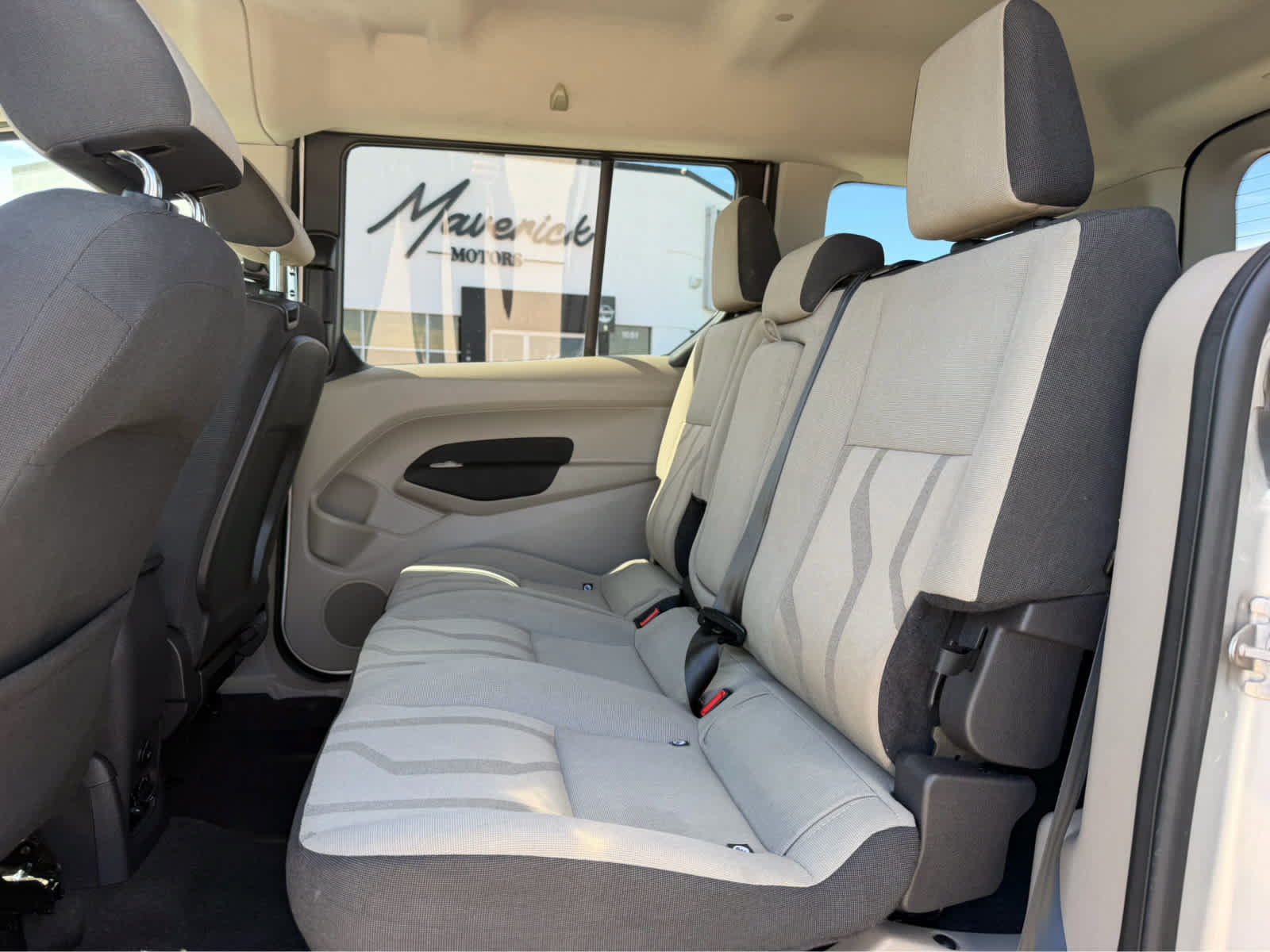 Used 2015 Ford Transit Connect XLT FWD image 18