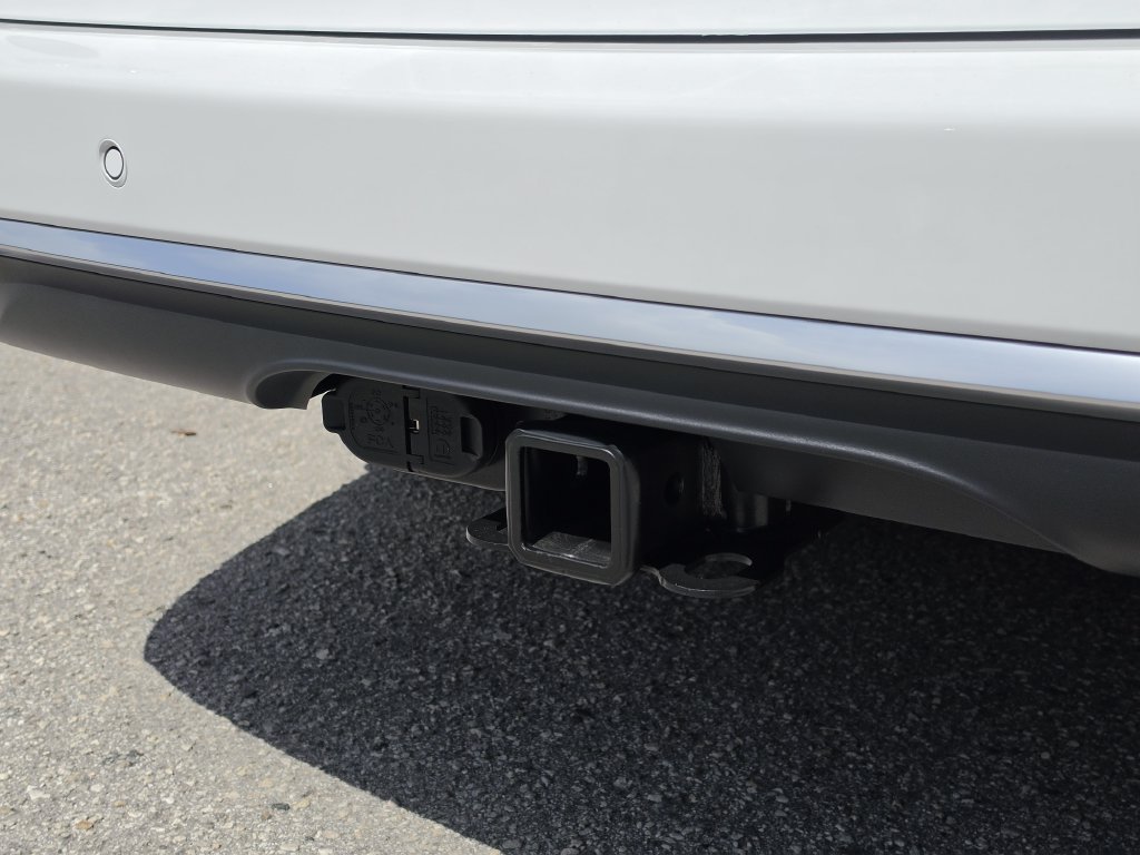 New 2027 Chrysler Pacifica Pinnacle w/ Theater Group FWD image 12