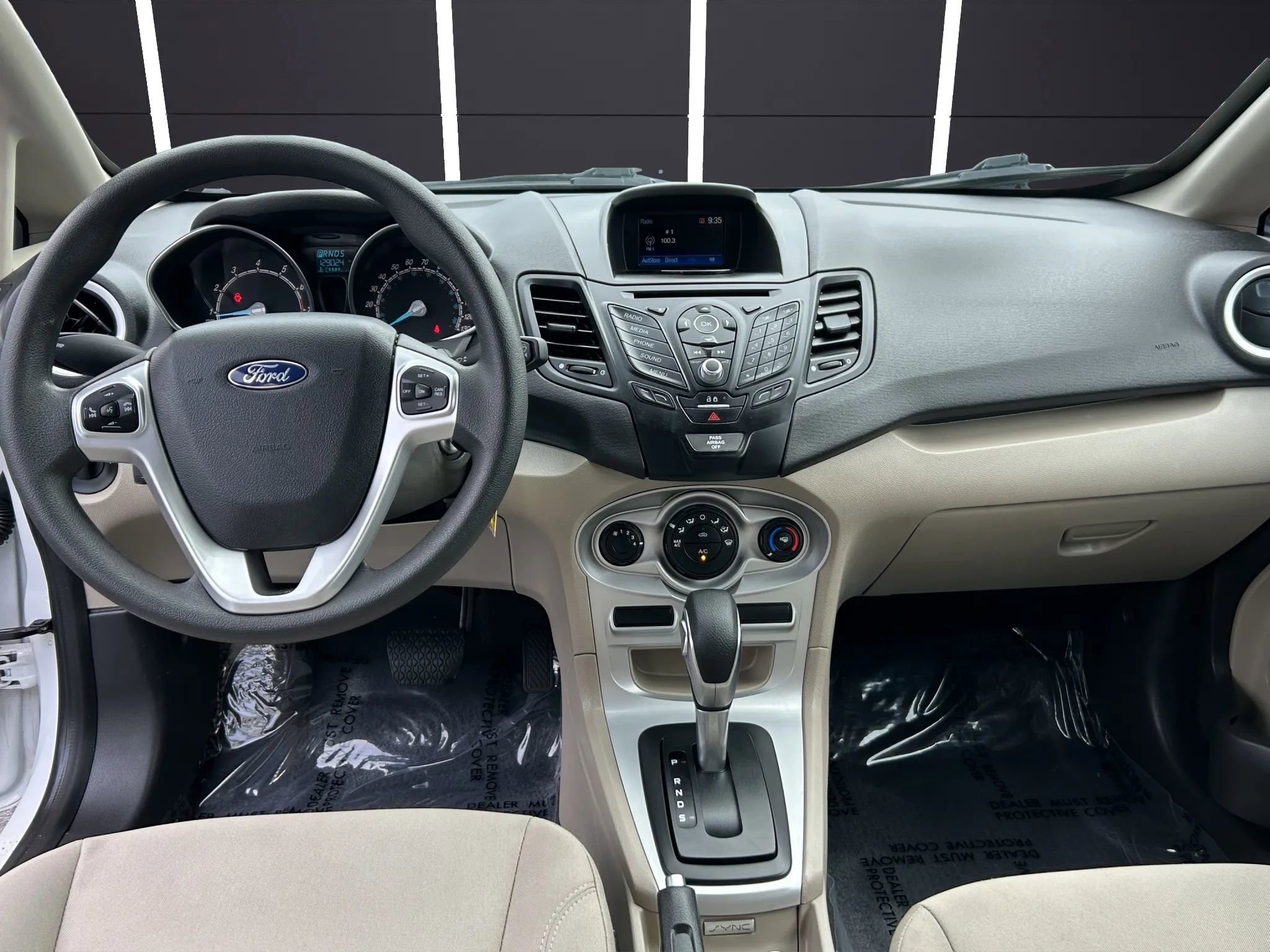 Used 2019 Ford Fiesta SE image 15