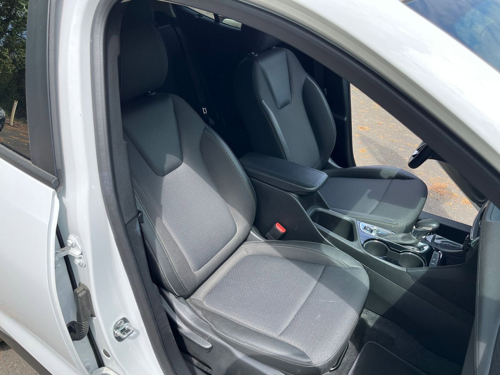 Used 2025 Buick Encore GX Preferred image 35