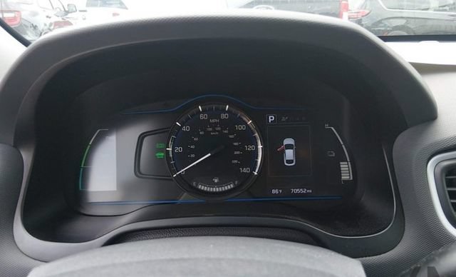 Used 2018 Hyundai Ioniq Blue FWD image 6