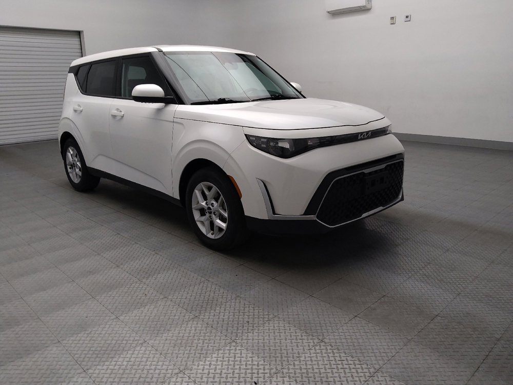 Used 2024 Kia Soul LX w/ Option Group 015 image 13