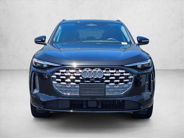 Certified 2025 Audi Q5 Premium AWD/4WD image 2
