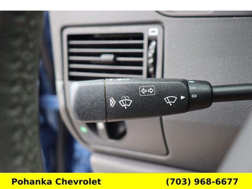 Used 2006 Chrysler Crossfire Limited image 10