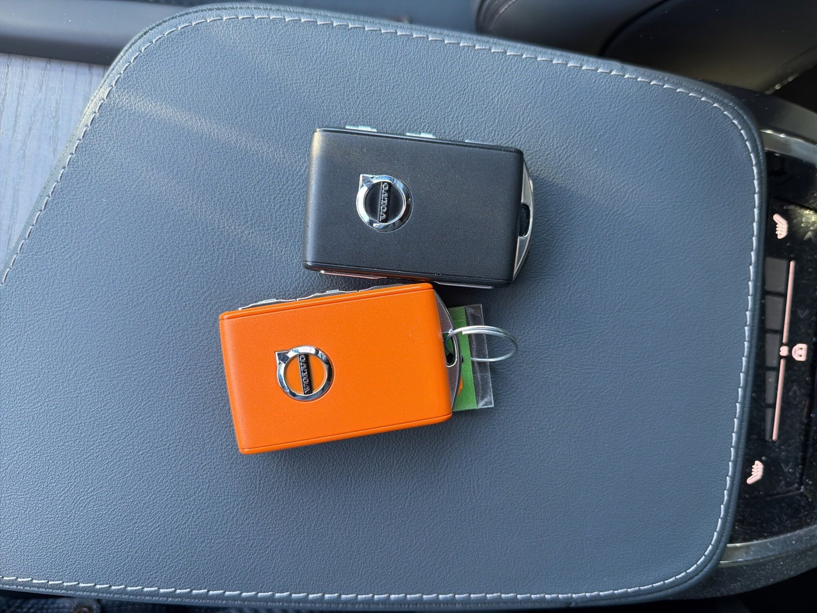 Used 2024 Volvo XC90 T8 Ultimate w/ Protection Package Premier image 84