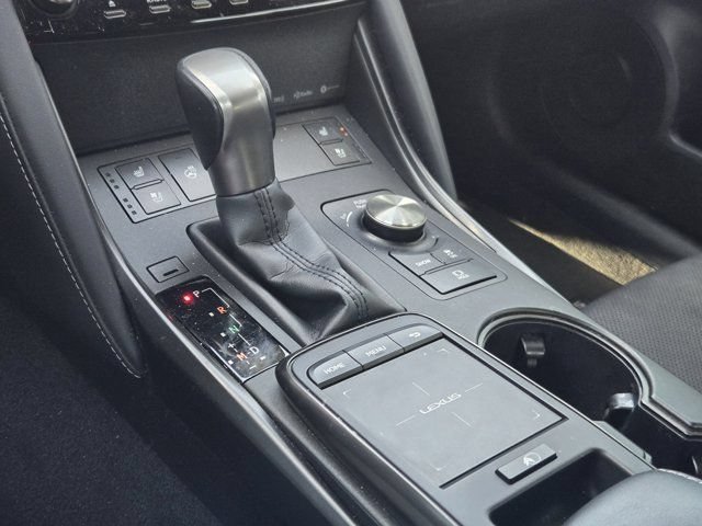 Used 2022 Lexus IS 300 w/ Premium Package RWD image 16