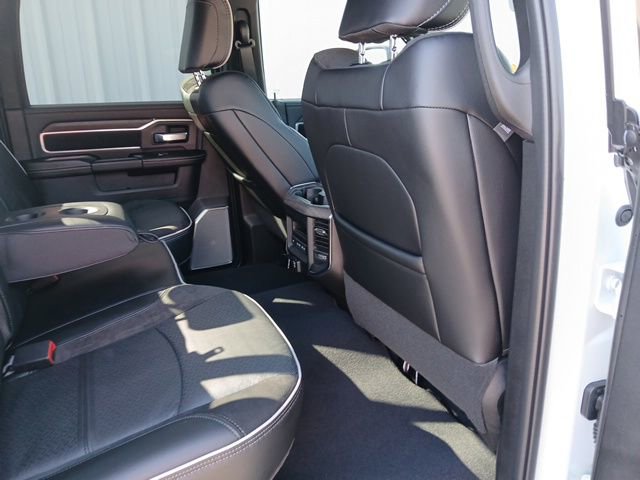New 2026 RAM 3500 Laramie AWD/4WD image 27
