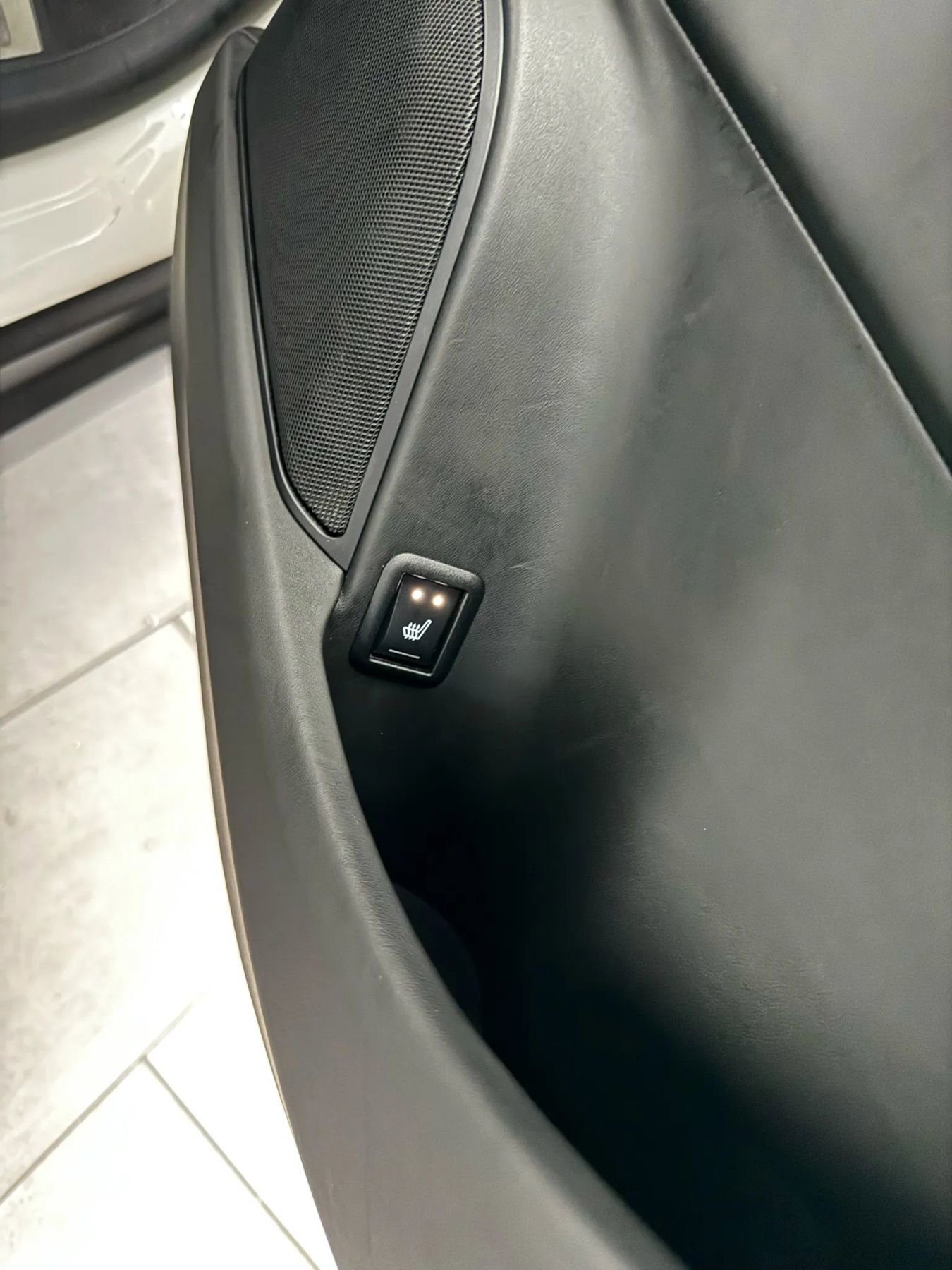 Used 2017 Maserati Levante w/ Sport Package image 22