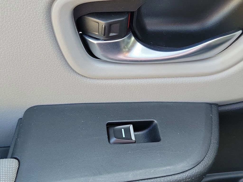 Certified 2023 Honda Pilot LX image 15