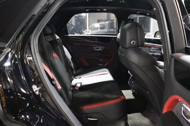 Used 2021 Bentley Bentayga Speed AWD/4WD image 47