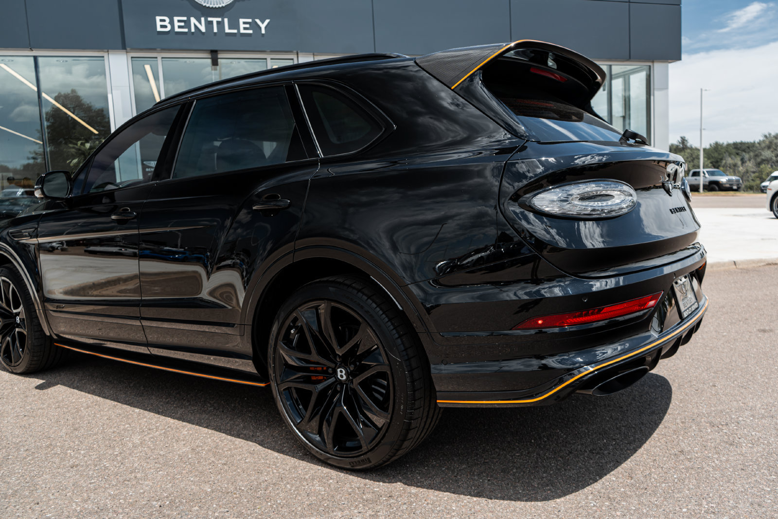 Certified 2026 Bentley Bentayga Speed AWD/4WD image 9