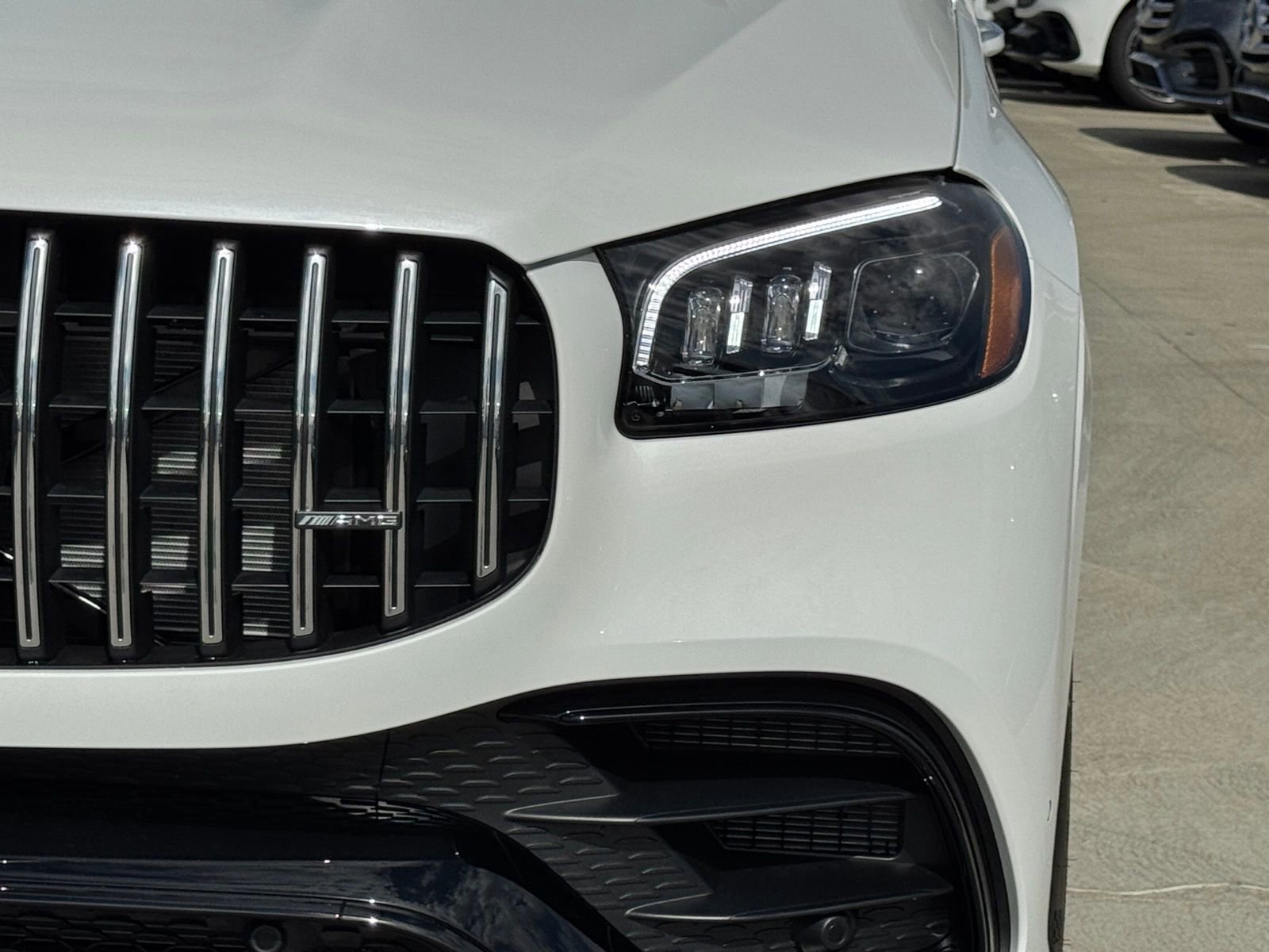New 2025 Mercedes-Benz GLS 63 AMG 4MATIC image 4
