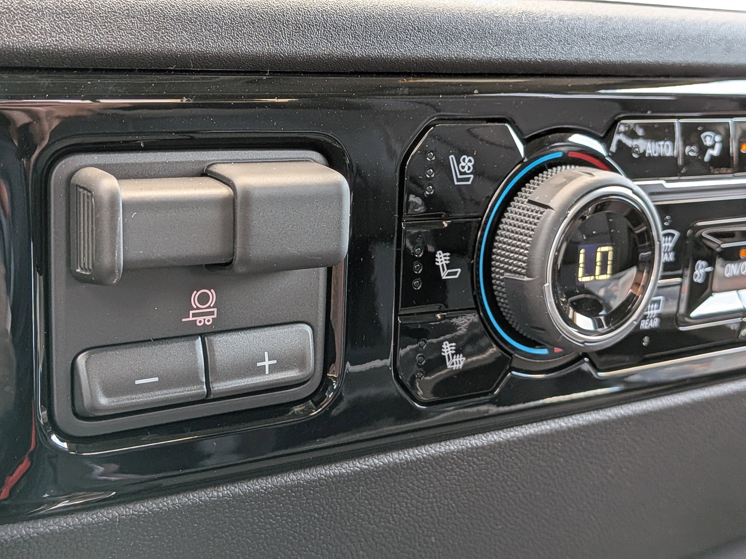 New 2026 Chevrolet Silverado 2500 LTZ w/ Z71 Chrome Sport Edition image 15