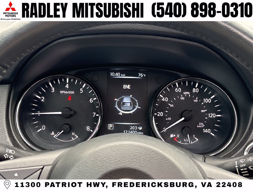 Used 2017 Nissan Rogue SV AWD/4WD image 7