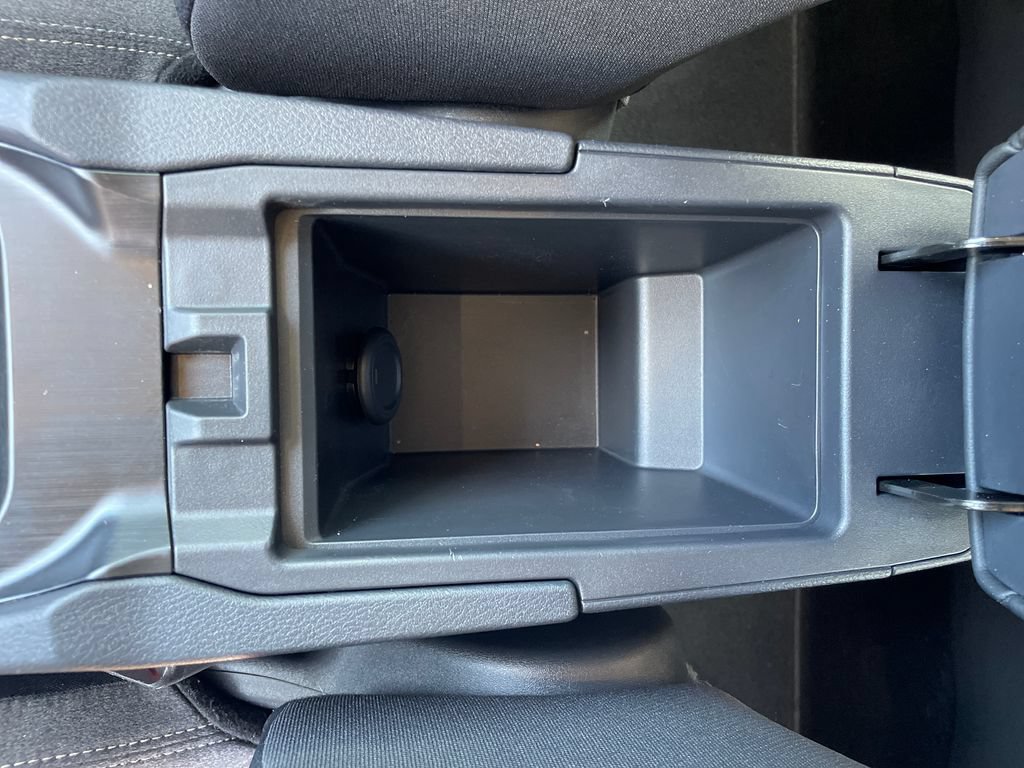 Certified 2025 Nissan Kicks SV FWD image 26