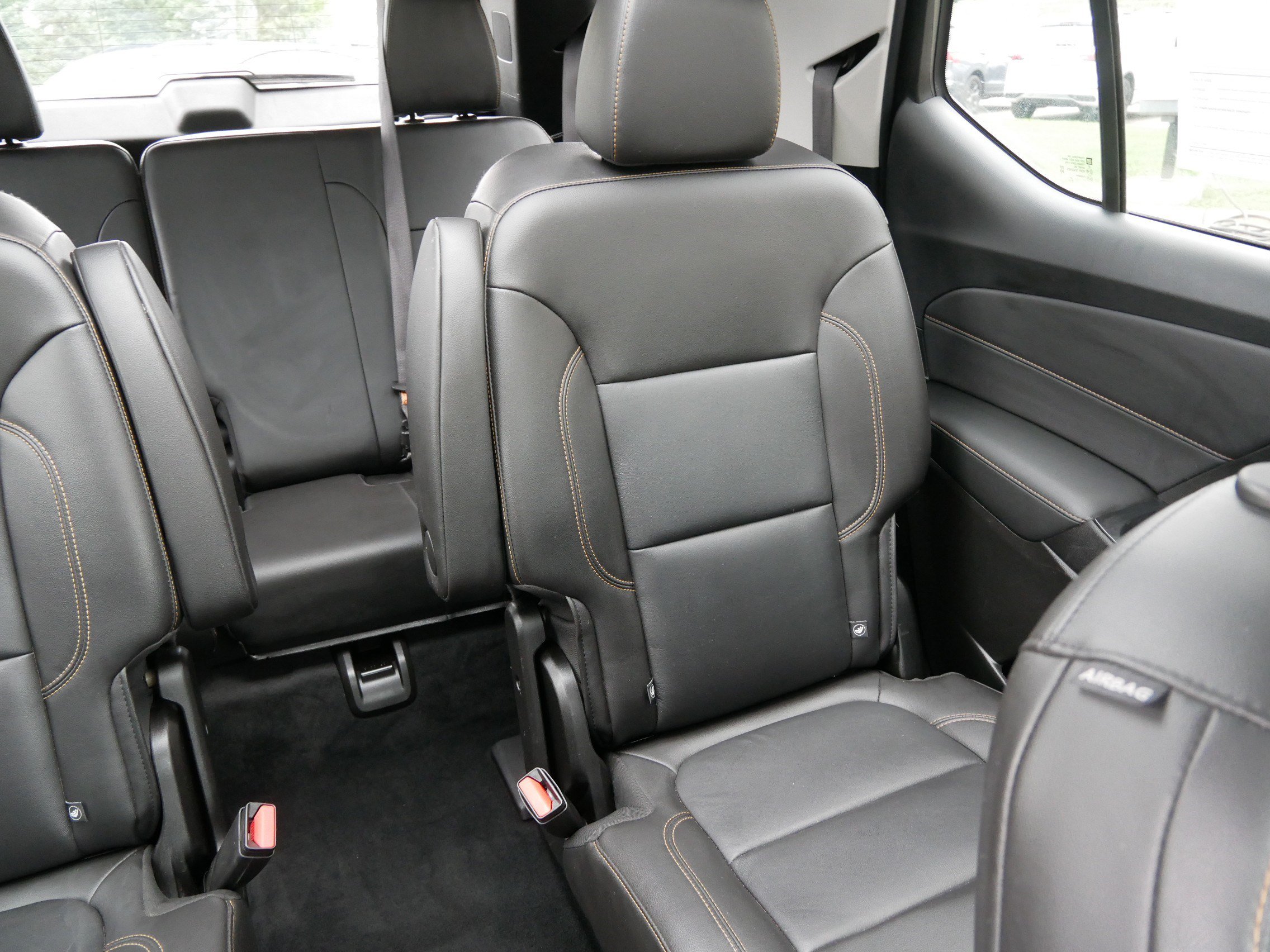 Used 2021 Chevrolet Traverse RS AWD/4WD image 14