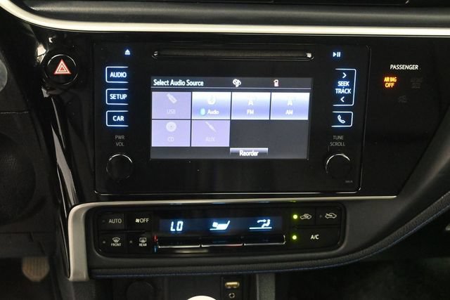 Used 2017 Toyota Corolla SE FWD image 26